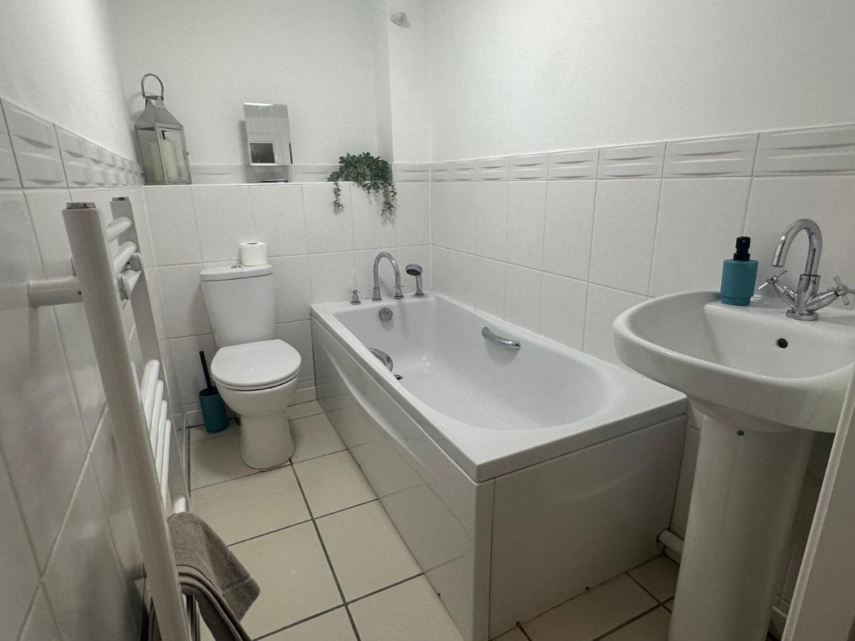 Superb 2 Bed 2 Bathroom Free Parking Derby Zewnętrze zdjęcie